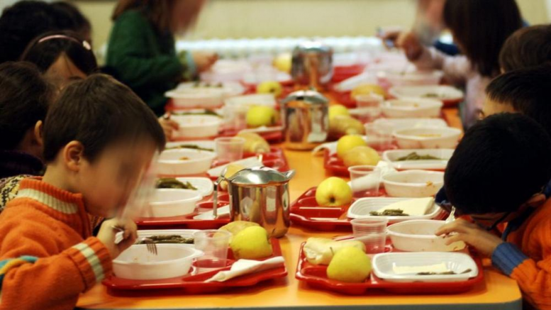 Mensa scolastica Trecate: iscrizioni aperte fino al 31 luglio