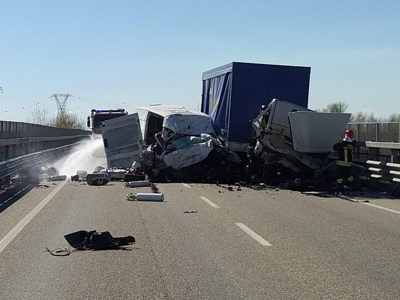 Incidente in tangenziale: un ferito grave