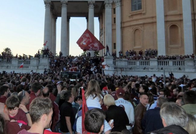 La Curva Maratona dice No al derby nel giorno dell’Anniversario di Superga