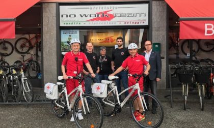 Bicycle Rescue: volontari Cri in bici per il centro di Arona