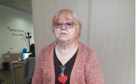 Sfrattate a Dormelletto: “Il parroco ci vuole cacciare di casa”