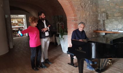 Maestra castellettese a tu per tu con Andrea Bocelli