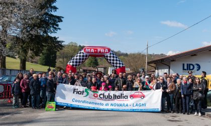 Successo per il raduno di Fiat 500 storiche sul lago d'Orta