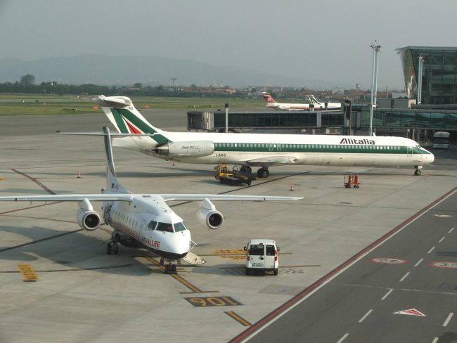Sciopero del trasporto aereo, martedì nero con molti voli cancellati