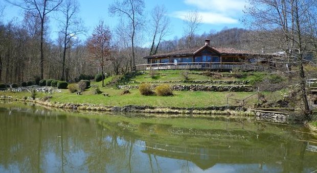 Ha risposto bene alle cure dei medici il bimbo caduto nel laghetto a Soriso