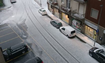 Violenta grandinata si abbatte su Novara