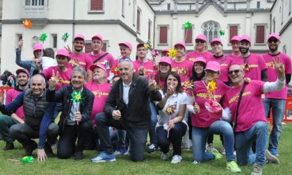 Oleggio Castello centra il Guinness World record con quasi mille girandole