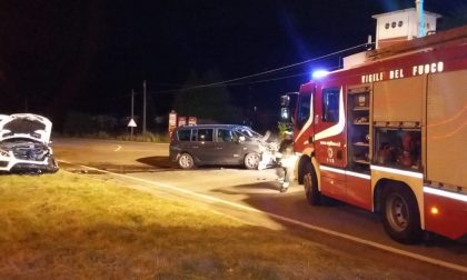 Incidente frontale a Meina: feriti in ospedale
