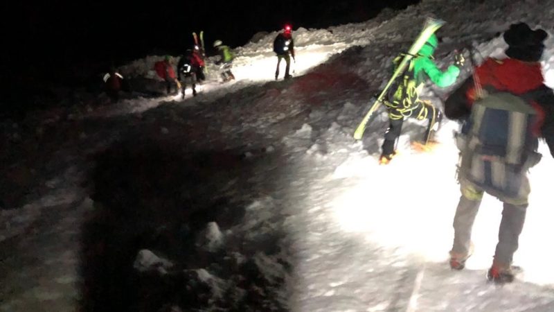 Alpinisti bloccati dal buio e dal ghiaccio