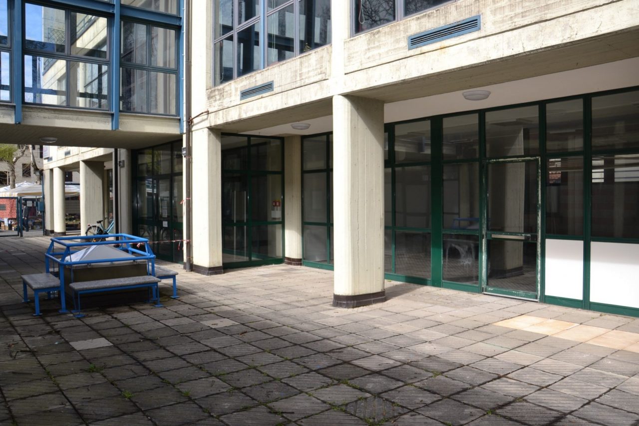 Sacco conforme a Borgomanero: l’invito alla cittadinanza per evitare sanzioni