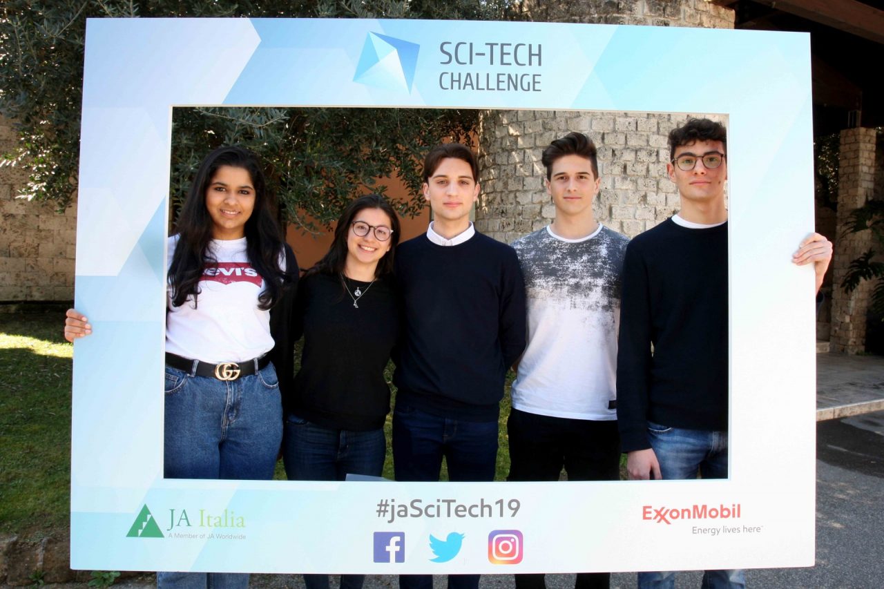 Il liceo Antonelli in gara a Bruxelles