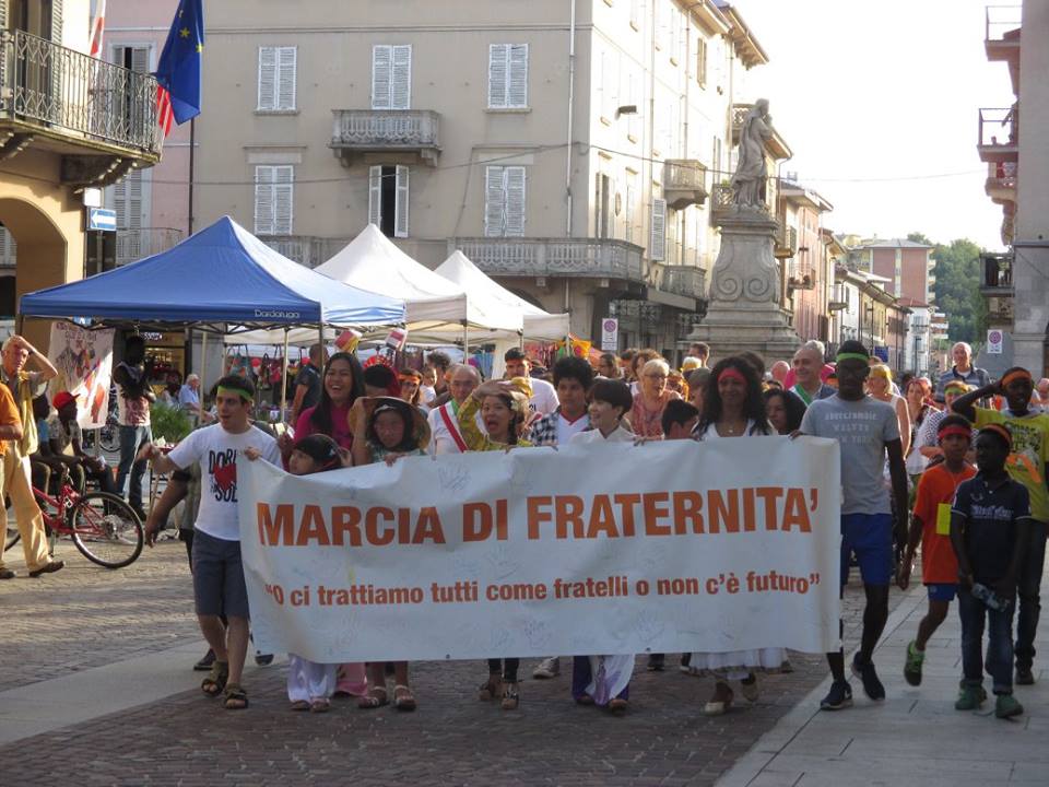 Torna la festa dei popoli in piazza Martiri a Borgomanero