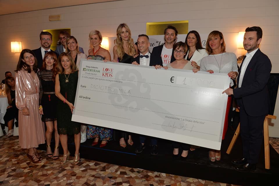 Elena Santarelli madrina della cena benefica all’Isola pescatori