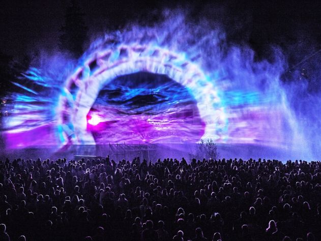 Grandioso spettacolo per l’inaugurazione di Arona Lake&Shopping