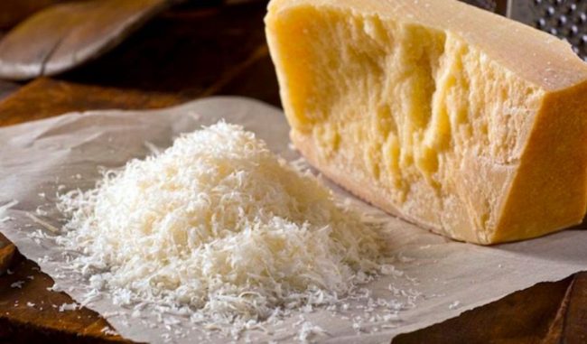Ritirato mix di formaggi grattugiati di Latteria Soresina