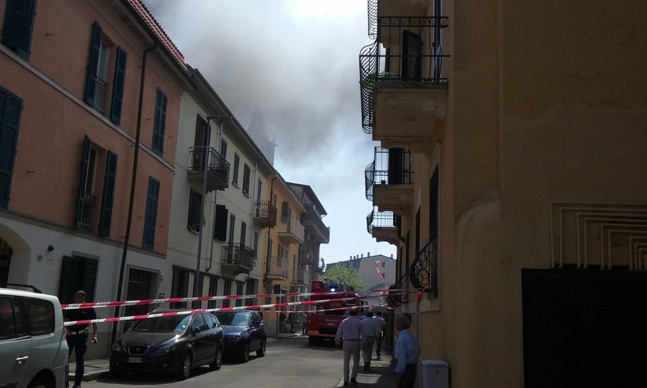 Bimbo intossicato: «Così l’ho portato fuori dalla casa»