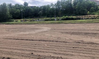 Campo da calcio in erba artificiale ad Arona