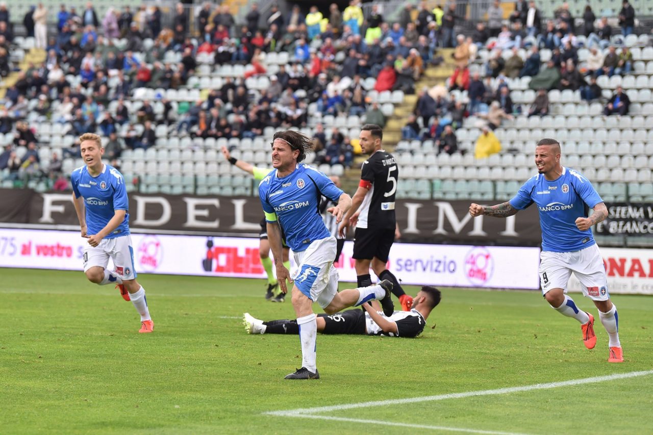 Novara Calcio: salutano Cacia e Maniero