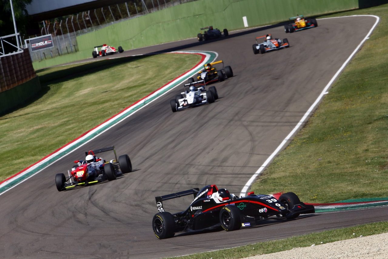 F2000 Italian Trophy approda al Mugello
