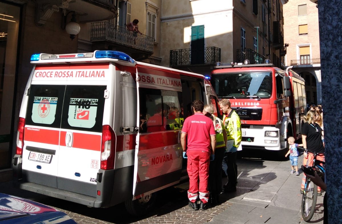 Novara esplode frigo in gelateria del centro