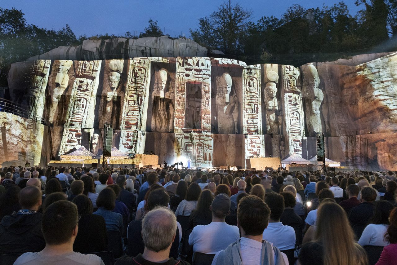 Record di spettatori per Tones on the Stones