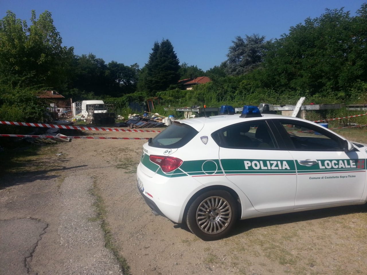Discarica abusiva sequestrata sul Sempione a Castelletto