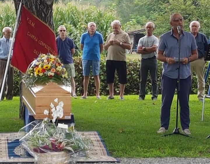 Lorenzo Castaldi, stamattina a Lenta i funerali