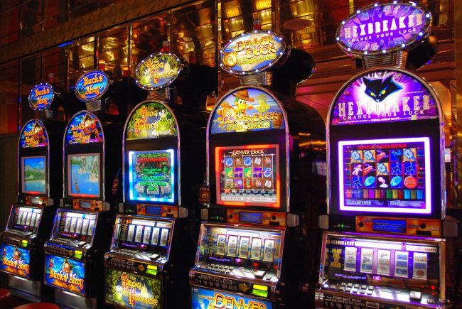 Il consigliere Grimaldi: “Slot di nuovo nei bar: è inaccettabile”