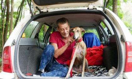 "Dormivo in auto perché ero senza lavoro" Ecco la storia del varalpombiese Claudio