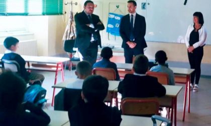 L'assessore Marnati nella sua vecchia scuola di Novara per augurare buon anno scolastico