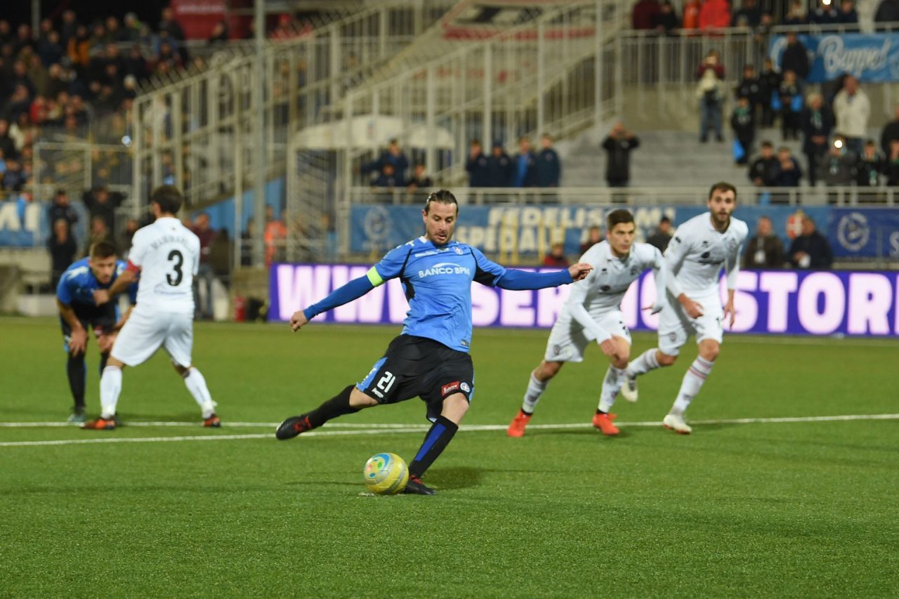 Il derby Novara-Pro Vercelli si giocherà sabato 5 ottobre