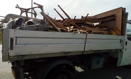 Novara beccati ad abbandonare rifiuti: multe per 9 cittadini