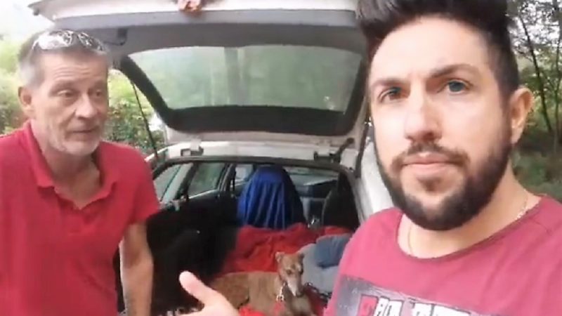 Varallo Pombia da un mese dorme in auto: l’appello di Claudio | VIDEO