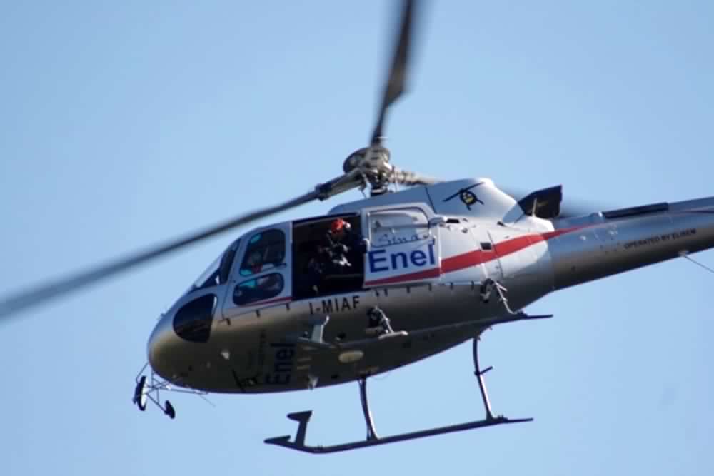 Manutenzione e monitoraggio Enel con l’elicottero: l’avviso del Comune di Oleggio Castello