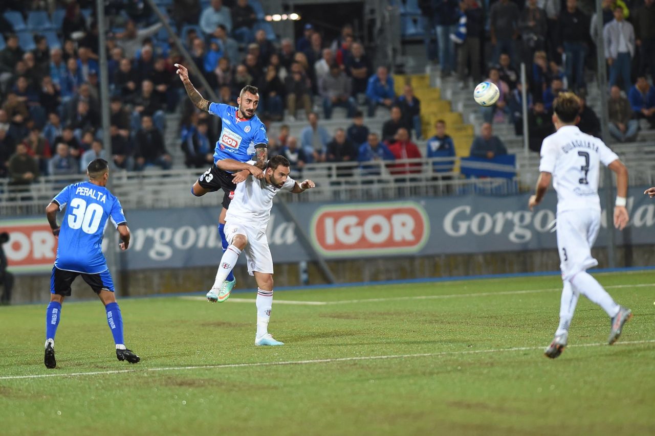 Il Novara calcio si schianta contro il muro della Pro Vercelli