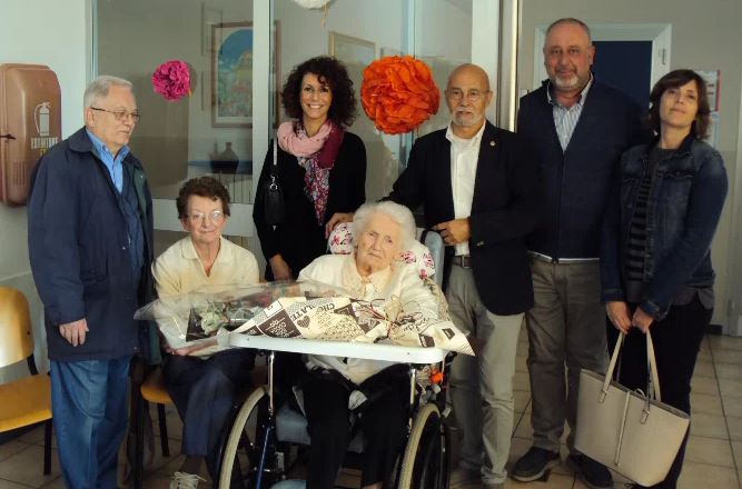 Doppia festa a Gattico: in due compiono 201 anni