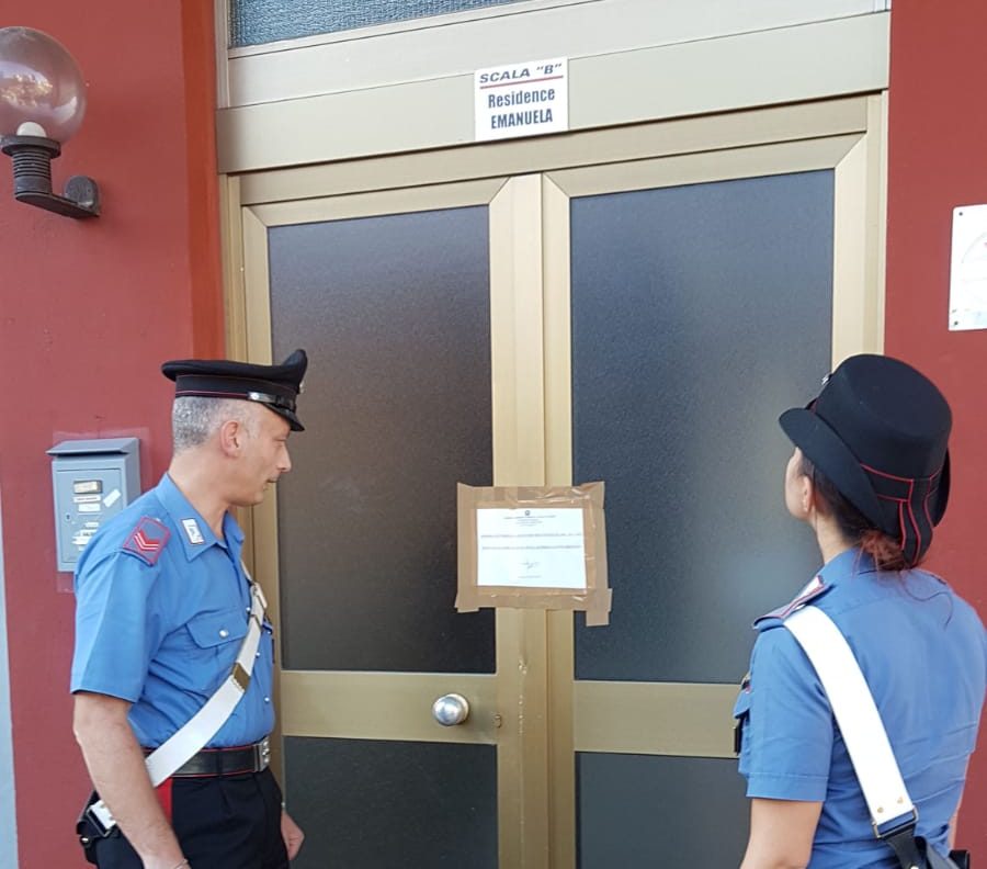 Blitz dei Carabinieri: sequestrato residence della prostituzione a Novara