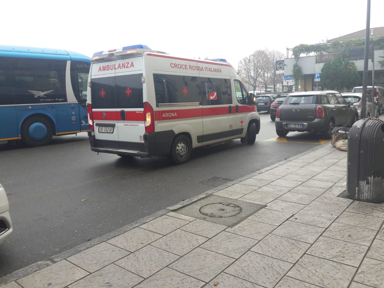 Tragedia in stazione ad Arona: muore uomo di 55 anni