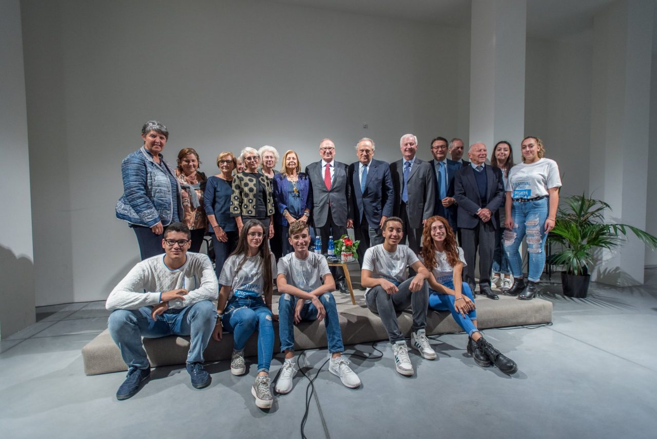 Far crescere i giovani attraverso  il volontariato