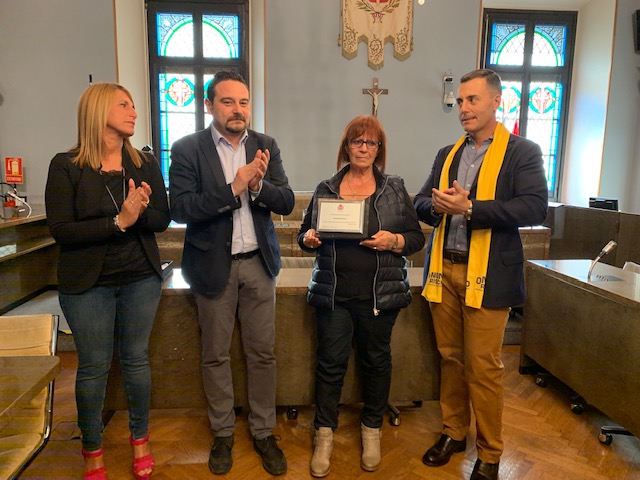 Una targa in memoria di Sandro Bertona, anima della protezione civile novarese