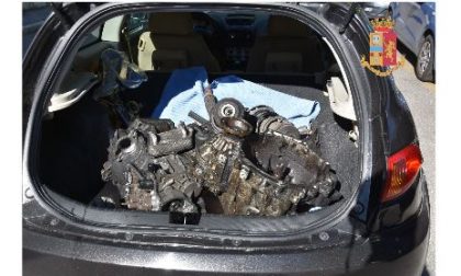 Ricettatori di ricambi auto fermati dalla Polizia di Stato a Novara