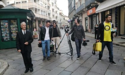 Girata a Vercelli la curiosa clip “Figa (le amazzoni)”