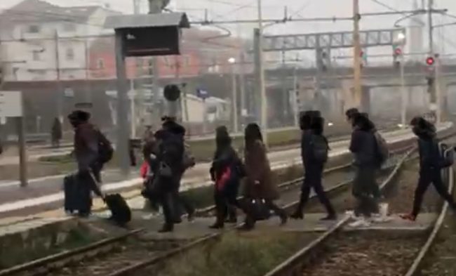 La vita “sui binari” dei pendolari del Biella-Novara VIDEO