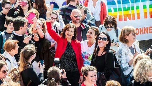 Iva ridotta al 10% sugli assorbenti, in 32 firmano l’emendamento Boldrini