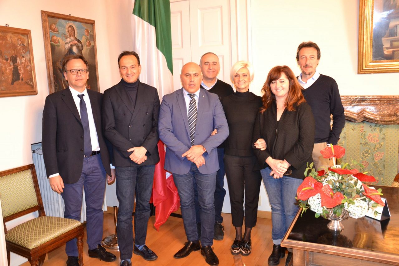 Il presidente della Regione Piemonte Cirio in visita a Borgomanero