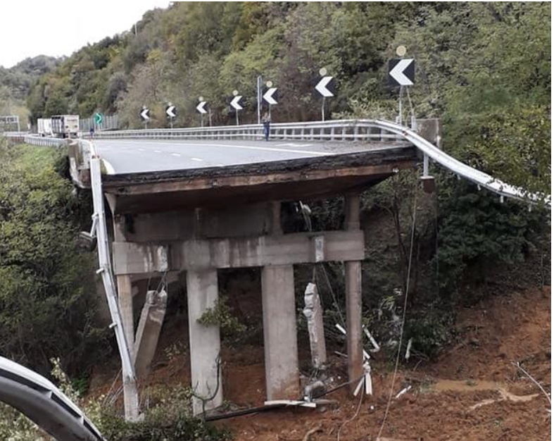 Viadotto crollato all’autostrada A6 Torino-Savona