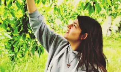 Oggi l'addio a Erika: morta a 18 anni strangolata dal maglione