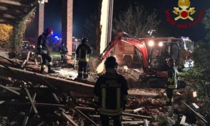 Due esplosioni e crolla una casa: morti tre Vigili del fuoco