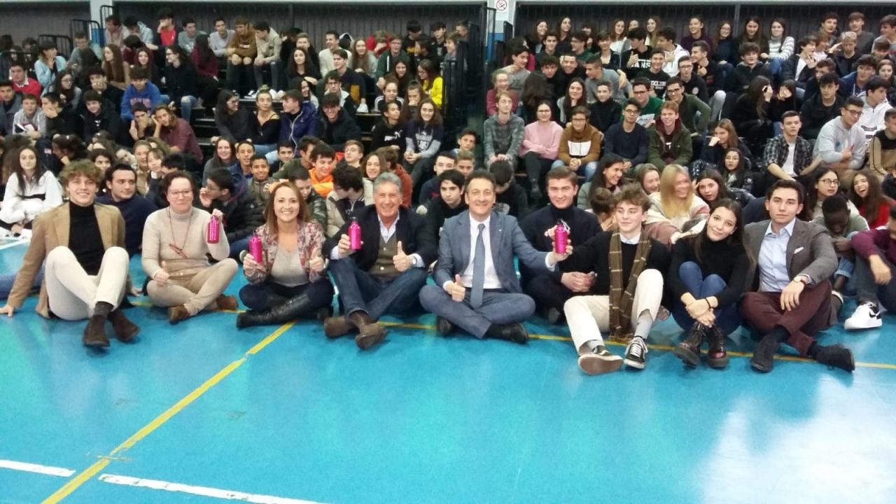Progetto borracce al liceo Fermi di Arona