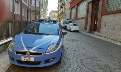 Morto sul colpo a 42 anni per un incidente sul lavoro in via Greppi